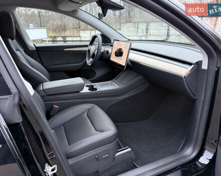 Черный Тесла Model Y, объемом двигателя 0 л и пробегом 19 тыс. км за 36500 $, фото 40 на Automoto.ua
