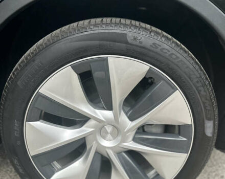 Черный Тесла Model Y, объемом двигателя 0 л и пробегом 7 тыс. км за 34300 $, фото 28 на Automoto.ua