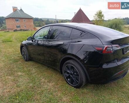 Черный Тесла Model Y, объемом двигателя 0 л и пробегом 16 тыс. км за 31000 $, фото 3 на Automoto.ua