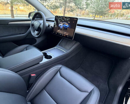 Черный Тесла Model Y, объемом двигателя 0 л и пробегом 4 тыс. км за 29800 $, фото 18 на Automoto.ua