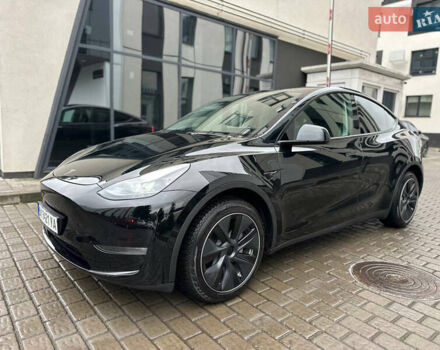 Черный Тесла Model Y, объемом двигателя 0 л и пробегом 4 тыс. км за 37777 $, фото 4 на Automoto.ua