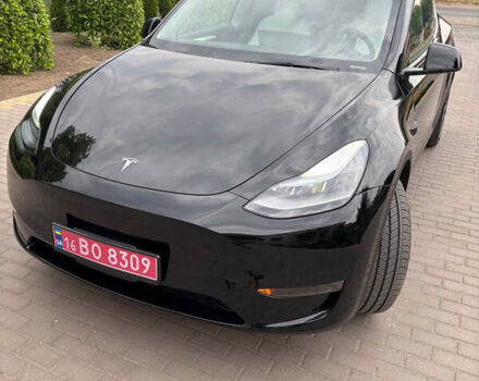 Черный Тесла Model Y, объемом двигателя 0 л и пробегом 2 тыс. км за 34100 $, фото 1 на Automoto.ua