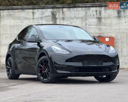 Черный Тесла Model Y, объемом двигателя 0 л и пробегом 19 тыс. км за 36500 $, фото 3 на Automoto.ua