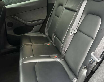 Черный Тесла Model Y, объемом двигателя 0 л и пробегом 4 тыс. км за 37777 $, фото 16 на Automoto.ua