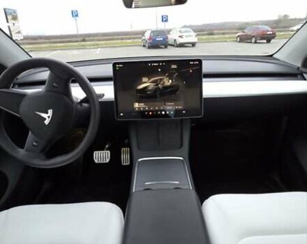 Чорний Тесла Model Y, об'ємом двигуна 0 л та пробігом 8 тис. км за 33000 $, фото 13 на Automoto.ua