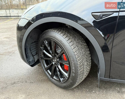 Черный Тесла Model Y, объемом двигателя 0 л и пробегом 19 тыс. км за 36500 $, фото 23 на Automoto.ua