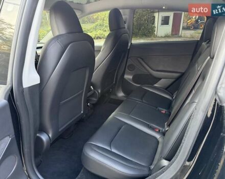 Чорний Тесла Model Y, об'ємом двигуна 0 л та пробігом 21 тис. км за 35000 $, фото 17 на Automoto.ua