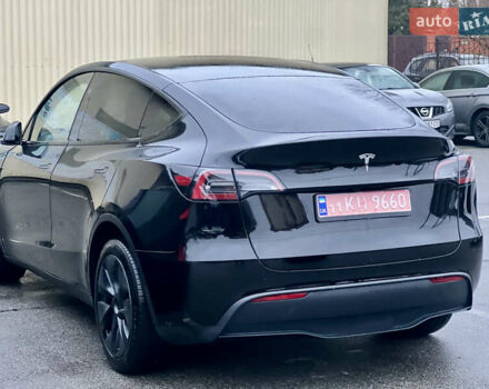 Черный Тесла Model Y, объемом двигателя 0 л и пробегом 5 тыс. км за 33800 $, фото 3 на Automoto.ua