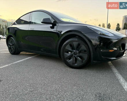 Черный Тесла Model Y, объемом двигателя 0 л и пробегом 965 тыс. км за 31900 $, фото 27 на Automoto.ua