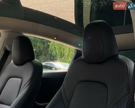 Чорний Тесла Model Y, об'ємом двигуна 0 л та пробігом 11 тис. км за 33000 $, фото 12 на Automoto.ua