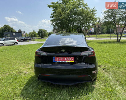 Черный Тесла Model Y, объемом двигателя 0 л и пробегом 18 тыс. км за 27998 $, фото 9 на Automoto.ua