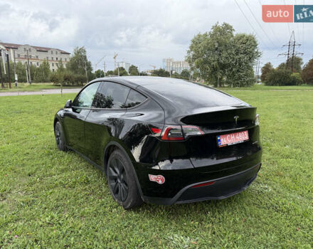 Черный Тесла Model Y, объемом двигателя 0 л и пробегом 18 тыс. км за 27998 $, фото 2 на Automoto.ua