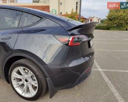 Черный Тесла Model Y, объемом двигателя 0 л и пробегом 10 тыс. км за 29000 $, фото 4 на Automoto.ua