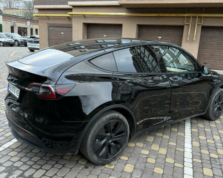 Черный Тесла Model Y, объемом двигателя 0 л и пробегом 9 тыс. км за 31000 $, фото 7 на Automoto.ua