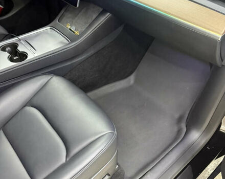 Чорний Тесла Model Y, об'ємом двигуна 0 л та пробігом 16 тис. км за 31000 $, фото 9 на Automoto.ua