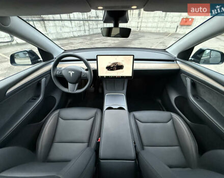 Черный Тесла Model Y, объемом двигателя 0 л и пробегом 19 тыс. км за 36500 $, фото 58 на Automoto.ua