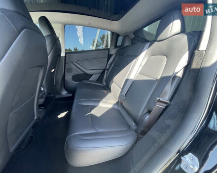 Чорний Тесла Model Y, об'ємом двигуна 0 л та пробігом 10 тис. км за 32200 $, фото 8 на Automoto.ua