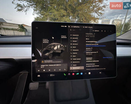Черный Тесла Model Y, объемом двигателя 0 л и пробегом 965 тыс. км за 31900 $, фото 9 на Automoto.ua