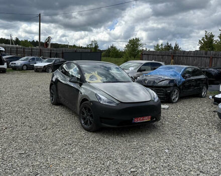 Черный Тесла Model Y, объемом двигателя 0 л и пробегом 18 тыс. км за 27998 $, фото 6 на Automoto.ua