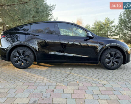 Черный Тесла Model Y, объемом двигателя 0 л и пробегом 4 тыс. км за 29800 $, фото 14 на Automoto.ua