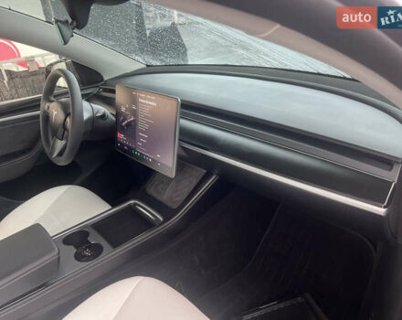 Черный Тесла Model Y, объемом двигателя 0 л и пробегом 24 тыс. км за 33000 $, фото 24 на Automoto.ua