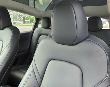 Чорний Тесла Model Y, об'ємом двигуна 0 л та пробігом 56 тис. км за 32000 $, фото 8 на Automoto.ua
