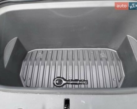 Черный Тесла Model Y, объемом двигателя 0 л и пробегом 21 тыс. км за 29000 $, фото 10 на Automoto.ua