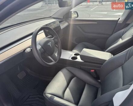 Черный Тесла Model Y, объемом двигателя 0 л и пробегом 8 тыс. км за 31200 $, фото 6 на Automoto.ua