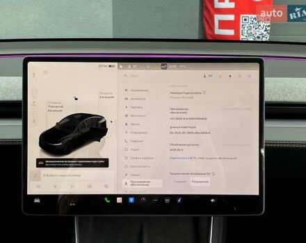 Черный Тесла Model Y, объемом двигателя 0 л и пробегом 1 тыс. км за 64315 $, фото 22 на Automoto.ua