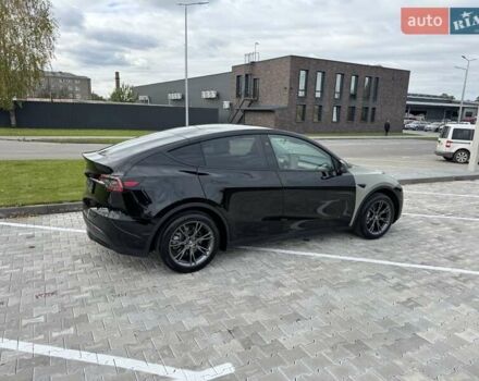 Черный Тесла Model Y, объемом двигателя 0 л и пробегом 14 тыс. км за 27500 $, фото 42 на Automoto.ua