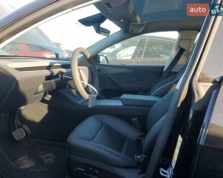 Чорний Тесла Model Y, об'ємом двигуна 0 л та пробігом 8 тис. км за 19800 $, фото 6 на Automoto.ua