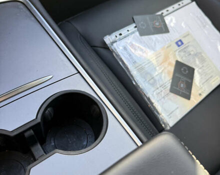 Черный Тесла Model Y, объемом двигателя 0 л и пробегом 70 тыс. км за 14900 $, фото 16 на Automoto.ua