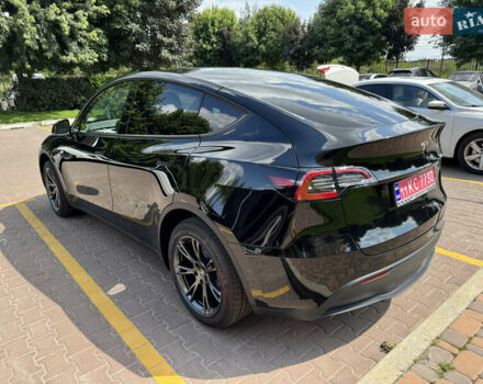 Черный Тесла Model Y, объемом двигателя 0 л и пробегом 1 тыс. км за 29800 $, фото 6 на Automoto.ua