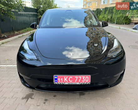 Черный Тесла Model Y, объемом двигателя 0 л и пробегом 1 тыс. км за 29800 $, фото 1 на Automoto.ua