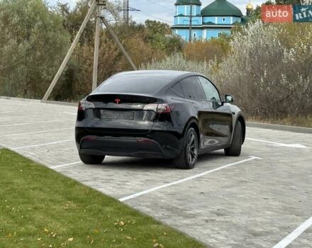 Черный Тесла Model Y, объемом двигателя 0 л и пробегом 14 тыс. км за 27500 $, фото 45 на Automoto.ua