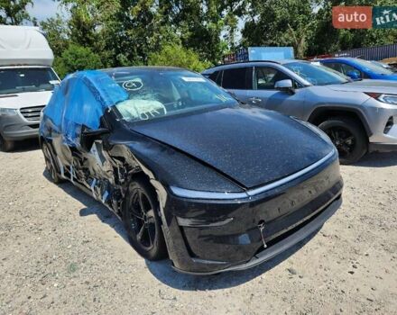 Черный Тесла Model Y, объемом двигателя 0 л и пробегом 1 тыс. км за 43000 $, фото 17 на Automoto.ua
