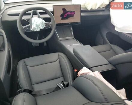 Черный Тесла Model Y, объемом двигателя 0 л и пробегом 1 тыс. км за 43000 $, фото 7 на Automoto.ua