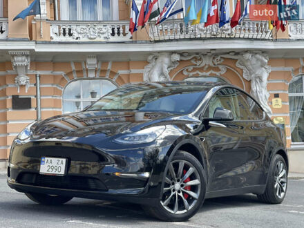 Тесла Model Y 2020 в Киеве на Automoto.ua Черный Тесла Model Y, объемом двигателя 0 л и пробегом 19 тыс. км за 28000 $, фото 1 на Automoto.ua