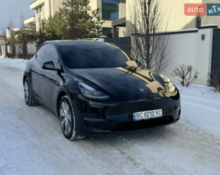 Чорний Тесла Model Y, об'ємом двигуна 0 л та пробігом 111 тис. км за 20699 $, фото 1 на Automoto.ua