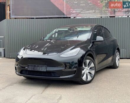 Черный Тесла Model Y, объемом двигателя 0 л и пробегом 130 тыс. км за 20000 $, фото 1 на Automoto.ua