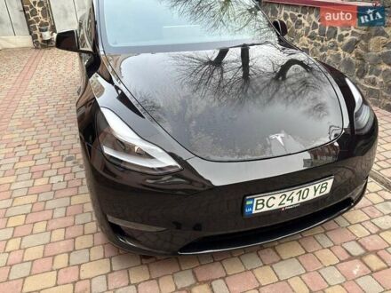 Чорний Тесла Model Y, об'ємом двигуна 0 л та пробігом 70 тис. км за 27000 $, фото 1 на Automoto.ua
