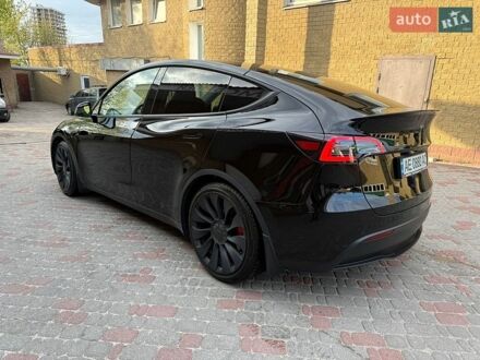 Черный Тесла Model Y, объемом двигателя 0 л и пробегом 63 тыс. км за 26500 $, фото 1 на Automoto.ua