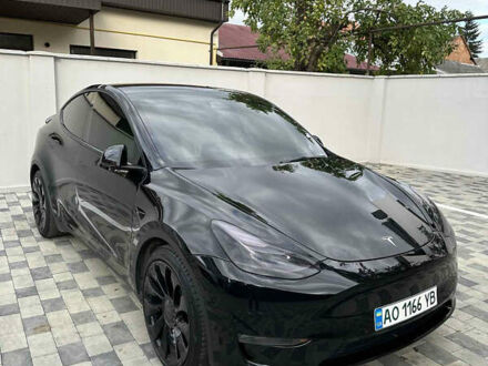 Тесла Model Y 2021 в Ужгороде на Automoto.ua Черный Тесла Model Y, объемом двигателя 0 л и пробегом 70 тыс. км за 25999 $, фото 1 на Automoto.ua