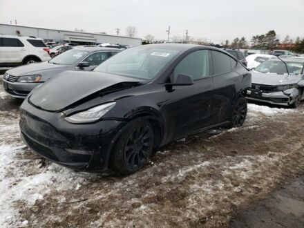 Тесла Model Y 2021 в Львове на Automoto.ua Черный Тесла Model Y, объемом двигателя 0 л и пробегом 160 тыс. км за 13800 $, фото 1 на Automoto.ua