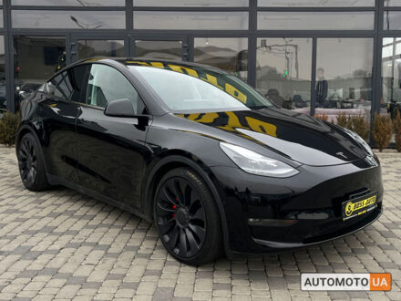 Тесла Model Y 2021 в Мукачеве на Automoto.ua Черный Тесла Model Y, объемом двигателя 82 л и пробегом 10 тыс. км за 31200 $, фото 1 на Automoto.ua