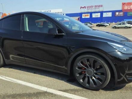 Тесла Model Y 2021 в Львове на Automoto.ua Черный Тесла Model Y, объемом двигателя 0 л и пробегом 99 тыс. км за 27000 $, фото 1 на Automoto.ua