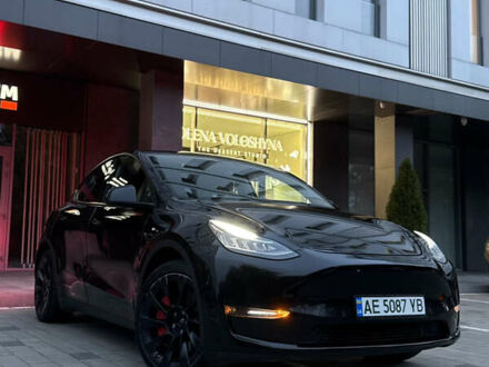 Черный Тесла Model Y, объемом двигателя 0 л и пробегом 86 тыс. км за 23400 $, фото 1 на Automoto.ua