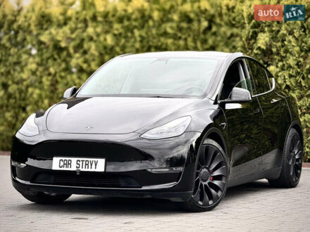 Тесла Model Y 2021 в Стрые на Automoto.ua Черный Тесла Model Y, объемом двигателя 0 л и пробегом 62 тыс. км за 24999 $, фото 1 на Automoto.ua