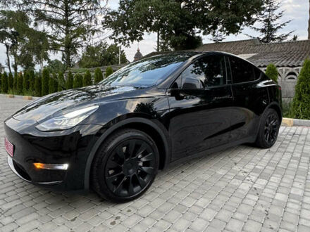 Тесла Model Y 2021 в Яворове на Automoto.ua Черный Тесла Model Y, объемом двигателя 0 л и пробегом 107 тыс. км за 22999 $, фото 1 на Automoto.ua