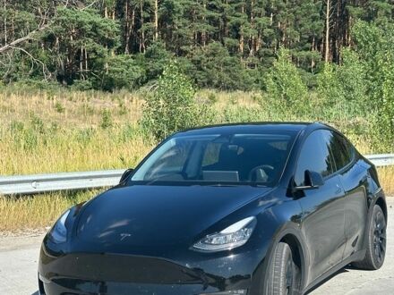 Черный Тесла Model Y, объемом двигателя 0 л и пробегом 74 тыс. км за 24999 $, фото 1 на Automoto.ua
